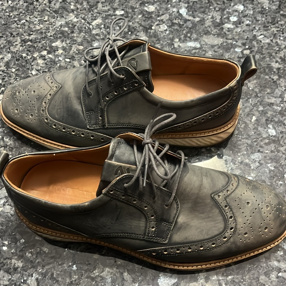 Ecco wingtip - Picture 3 of 4